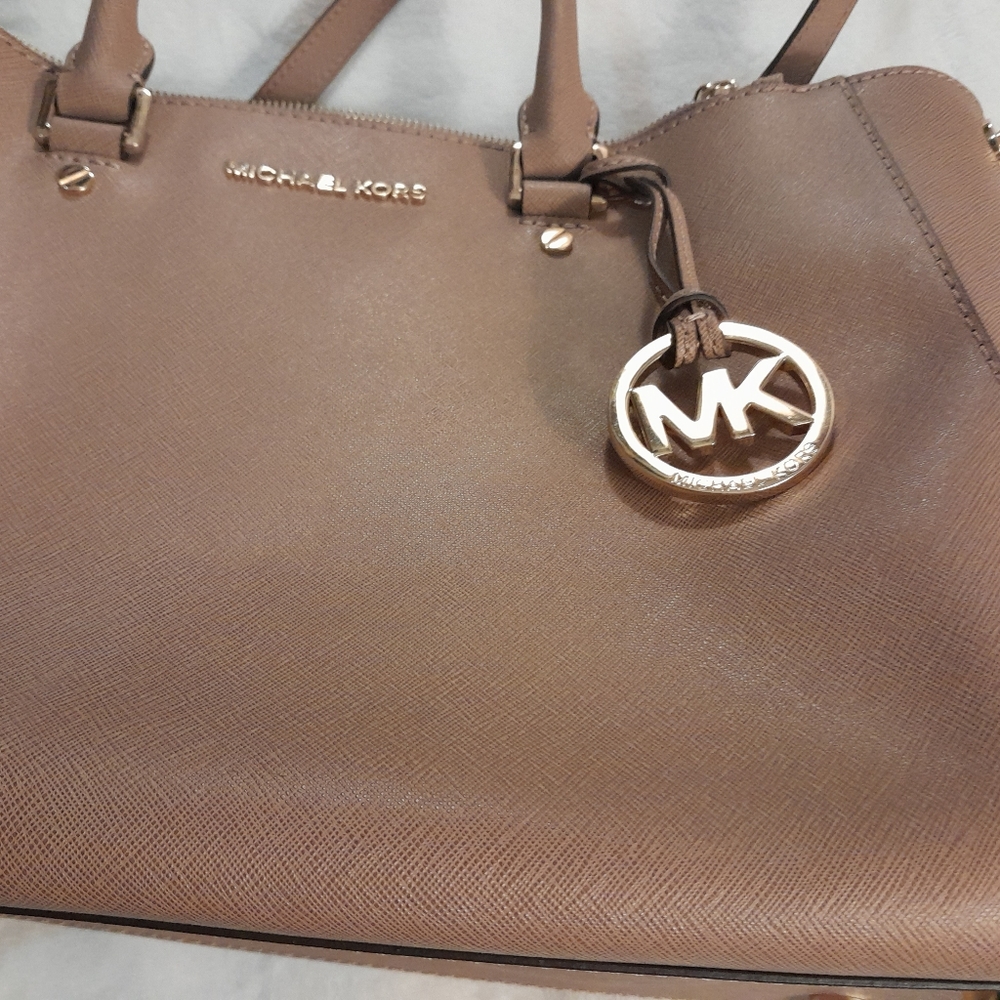 Michael Kors Sutton Large Leather - image 7